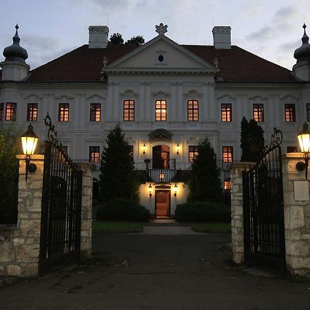 Teleki-Degenfeld Kastelyszallo Szirák Exterior photo