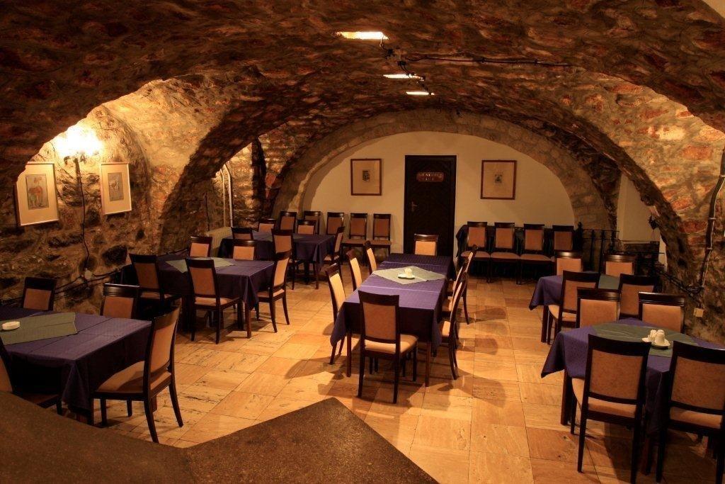 Teleki-Degenfeld Kastelyszallo Szirák Restaurant photo